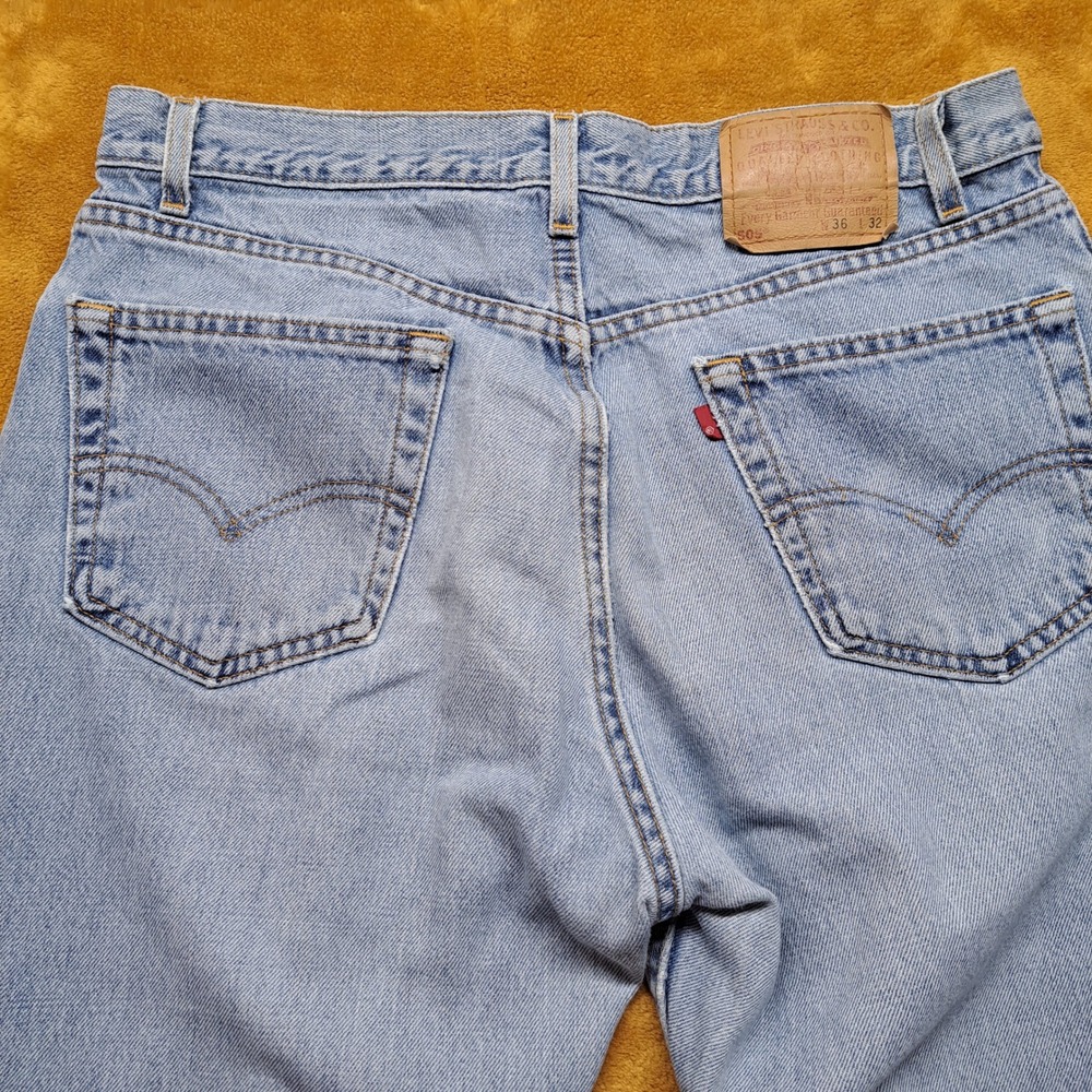 Levi's 505 Straight Leg Jeans Men 36x32 Light Blue Good Raw Hem Made in USA - Picture 13 of 16